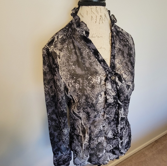 Snake Print Ruffle Blouse - Picture 5 of 8